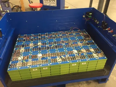 72V 40Ah 锂电池 · 2 个/箱