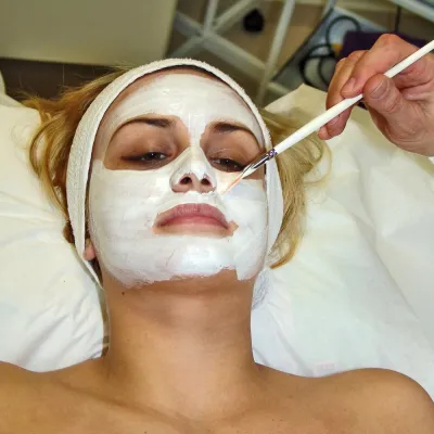 Máscara Facial Hidratante (sachê) — caixa com 100