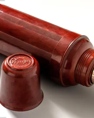 Copo térmico retrô 300 ml com tampa — caixa com 24