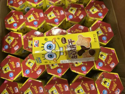 Biscoito recheado Bob Esponja sabor chocolate