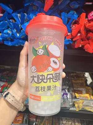 Suco de líchia com sagu