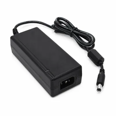 Adaptador de energia universal Atomo, compatível com vários dispositivos, saída 24V, 67W
