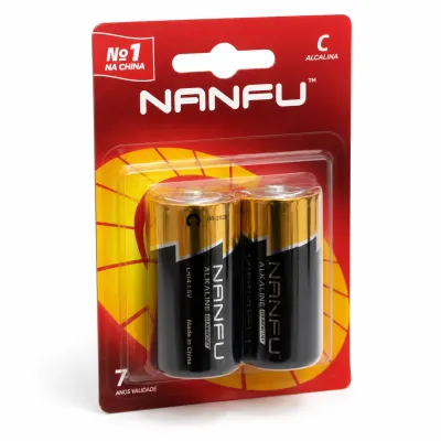 Baterias alcalinas C NANFU, pacote com 2 unidades, ideal para brinquedos e controles remotos.