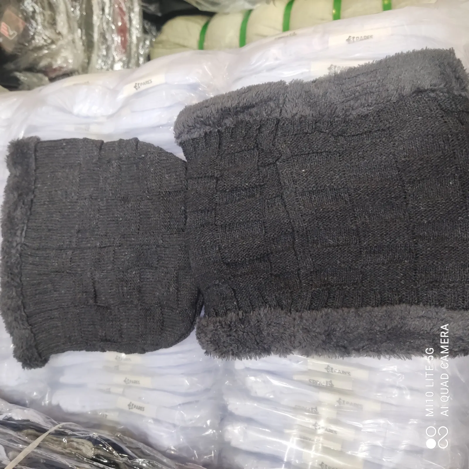Gorro e cachecol aquecido e espesso, cinza, ideal para uso no inverno, confortável e macio
