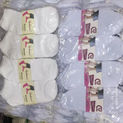 Meias brancas de algodão, pacote com 12 pares, tamanho 35-40, confortáveis e respiráveis, ideais para uso diário
