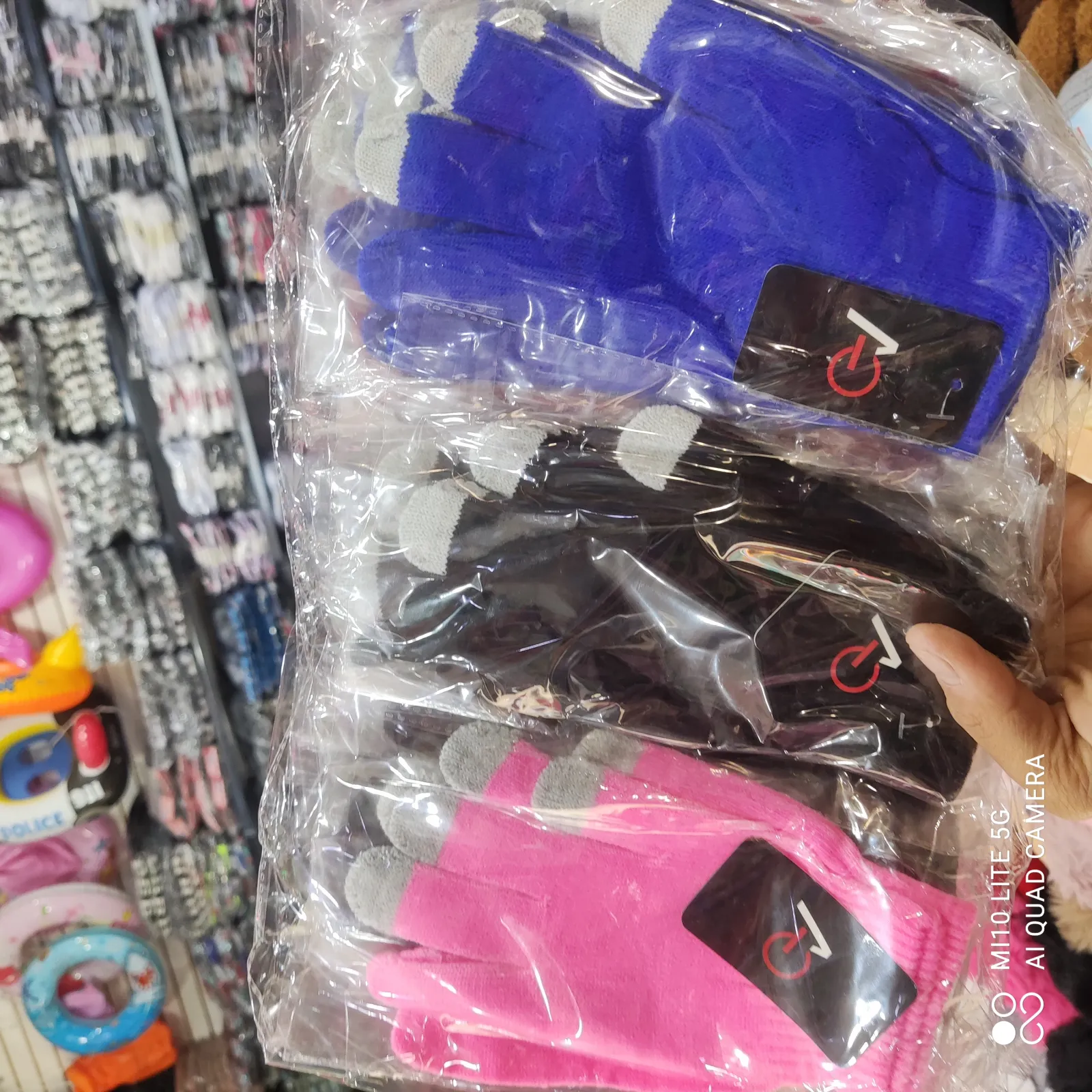 C牌12件套触屏手套，粉色、黑色和蓝色，适合健身和户外活动