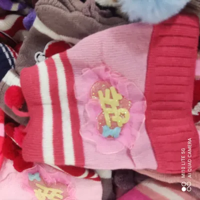 Gorro de lã infantil, rosa, com decoração, ideal para primavera e outono