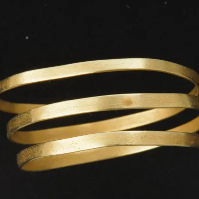 Anel espiral dourado