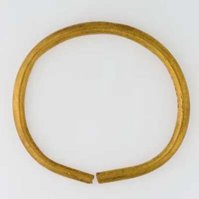 Argola lisa 3 cm banhada antialérgica