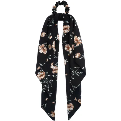 Scrunchie com lenço estampado