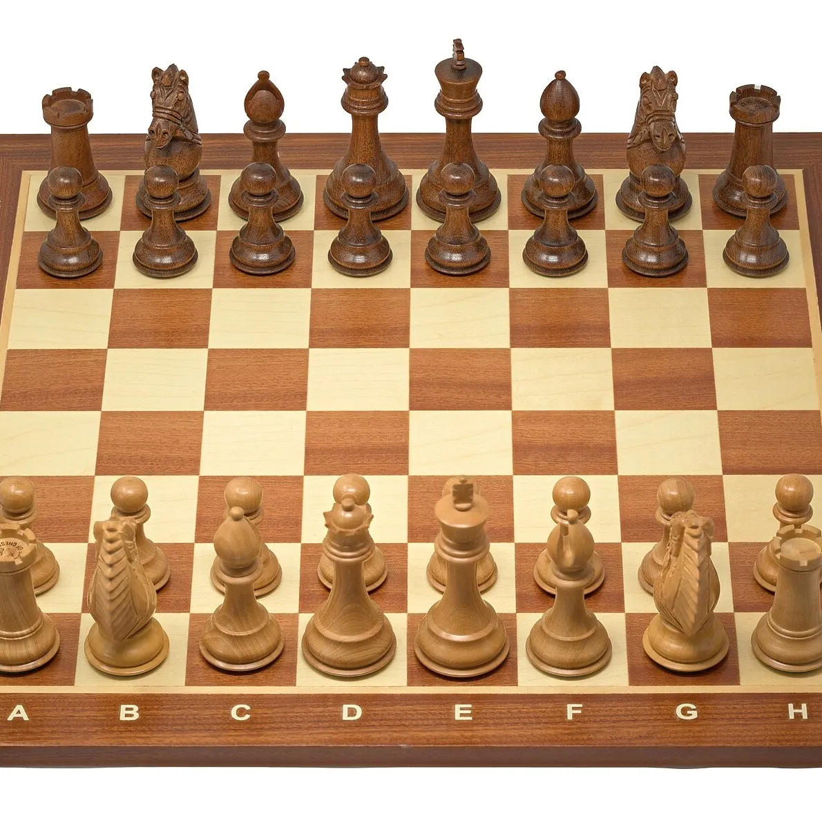 Jogo de xadrez de madeira com tabuleiro 40 cm