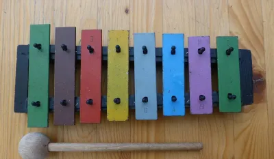 Xilofone colorido 8 notas com baqueta