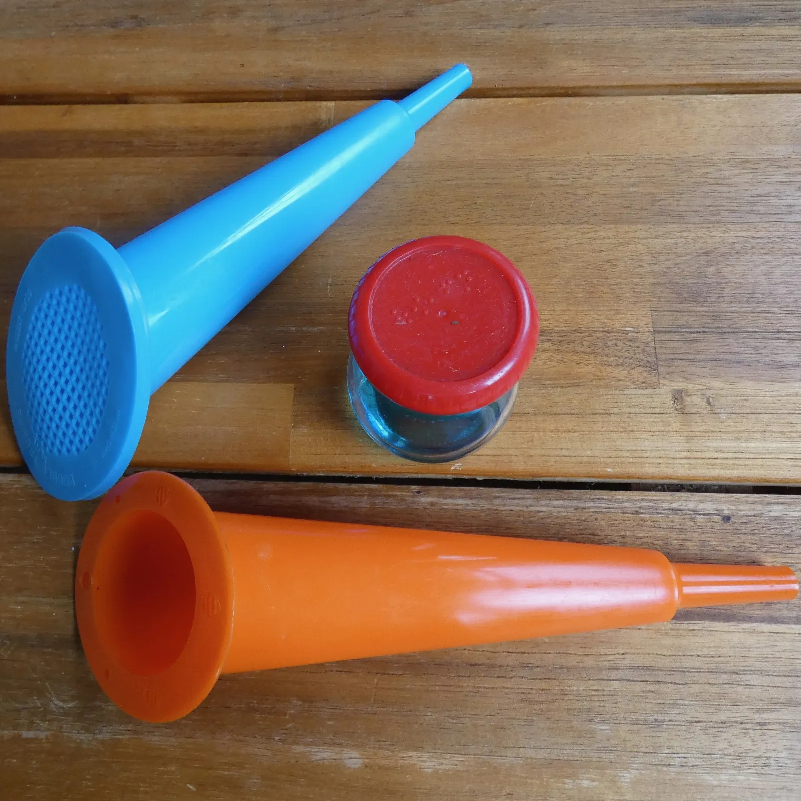 Lançador de bolhas de sabão com refil