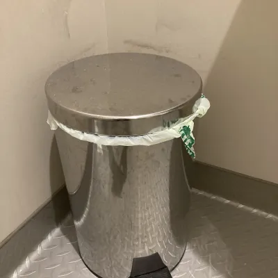Lixeira com pedal em inox 5 L