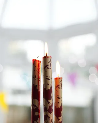 Vela palito decorada 25 cm (kit 4)
