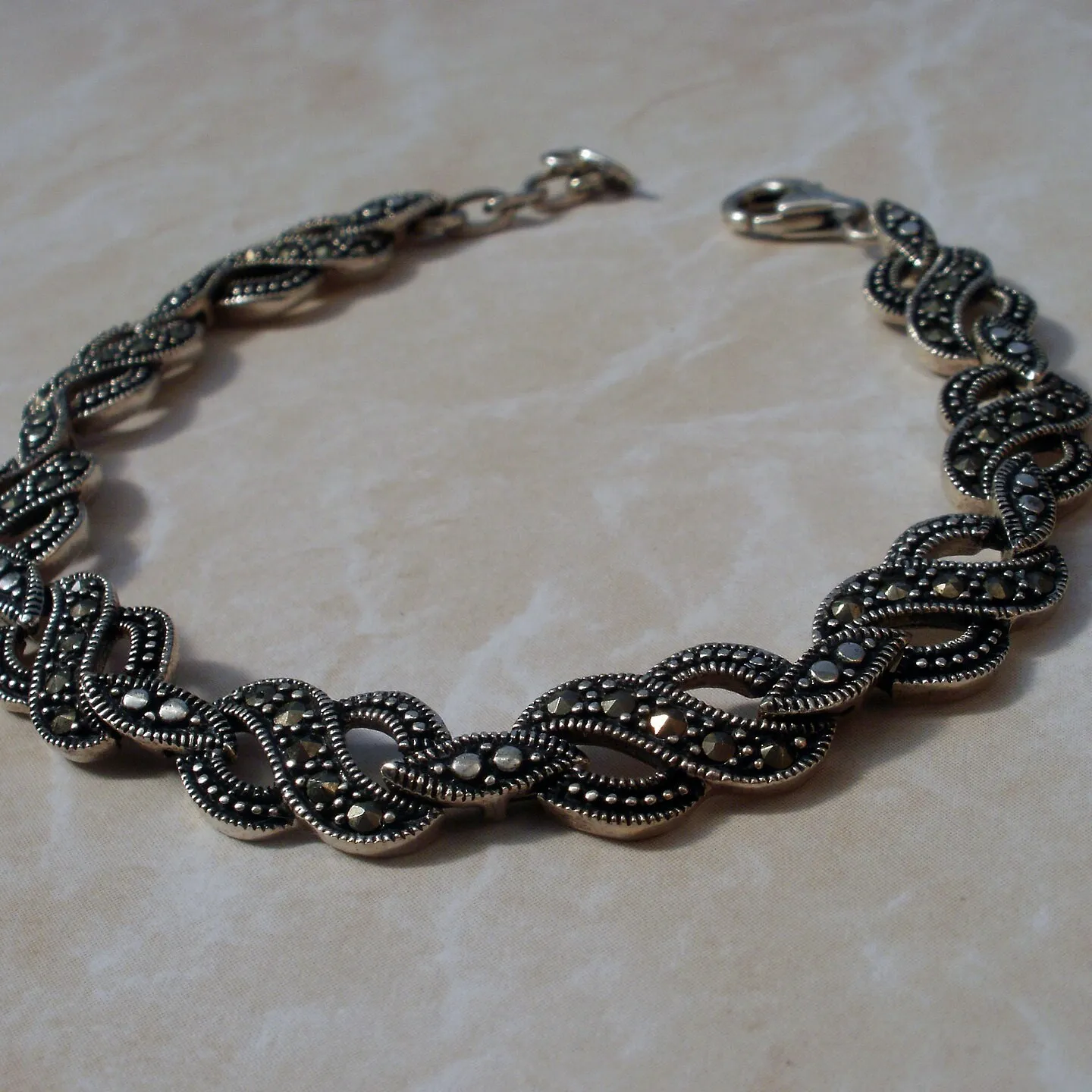 Pulseira trançada prata 925 com marcassitas