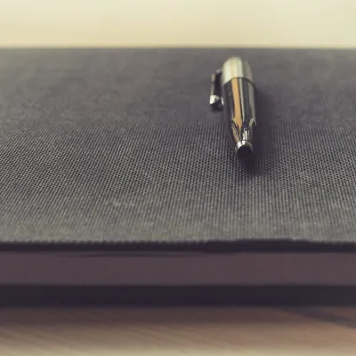 Caderno capa dura A5 pontilhado