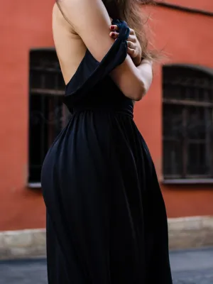Vestido longo preto costas abertas