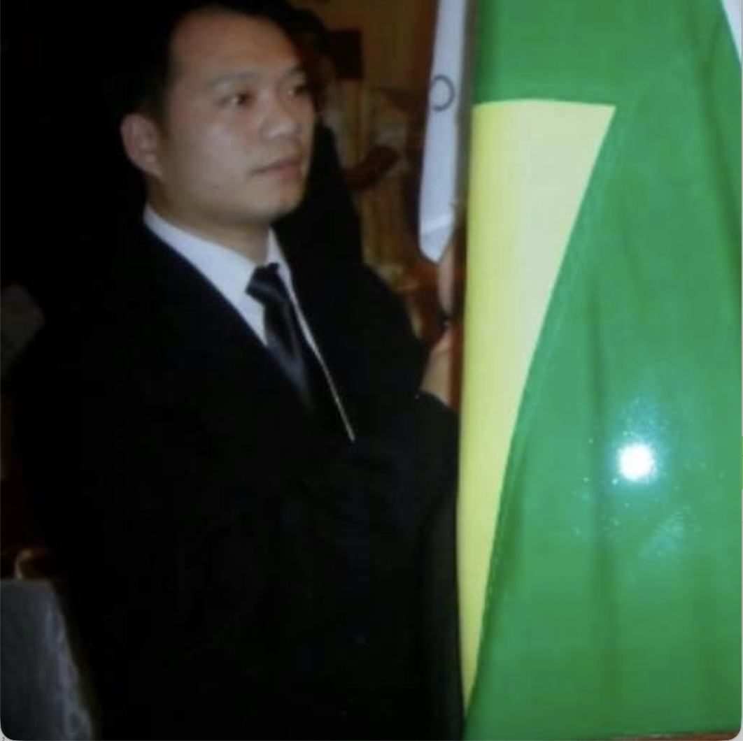 建伟