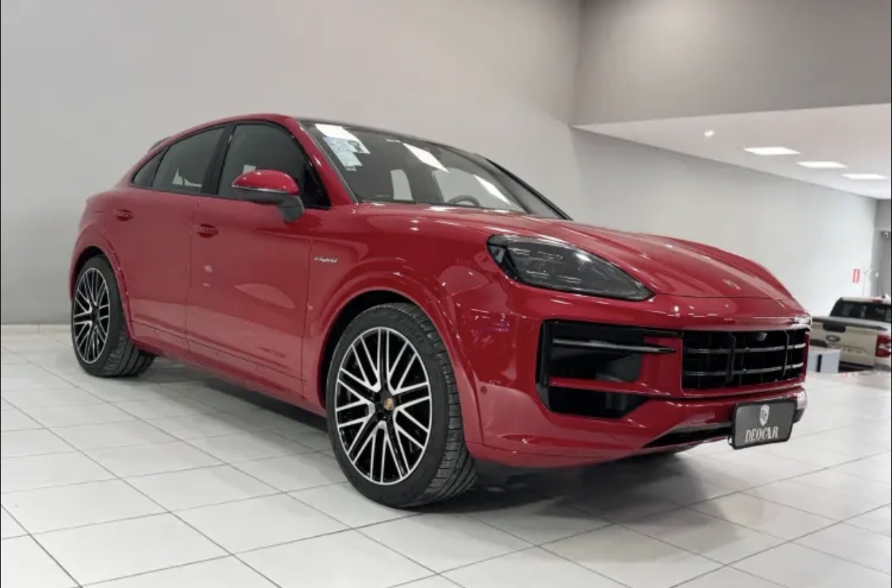 急卖！ 保时捷 CAYENNE 2025年