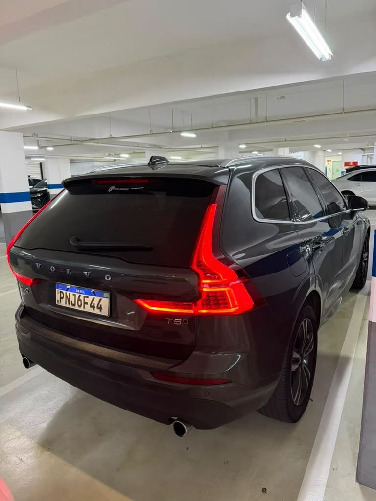 出沃尔沃 xc60 2.0 T5 Momentum