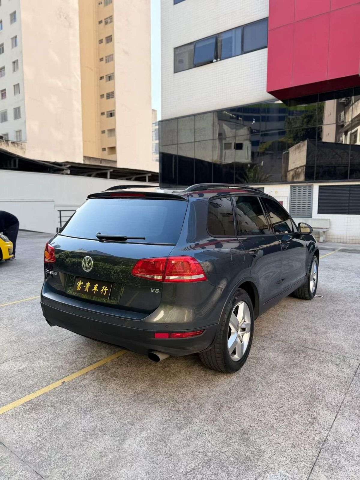 大众途锐3.6 v6
