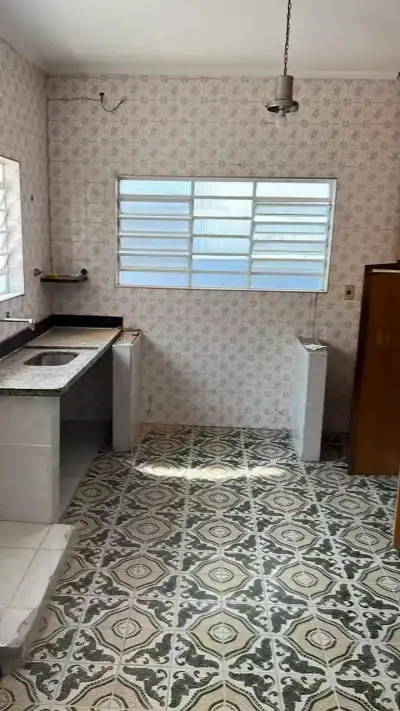 Vira Guilherme 有仓库加住家出租或出售
