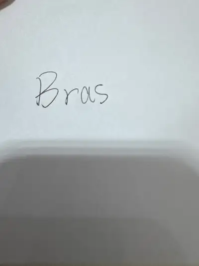 带电梯全新商铺二楼出租！