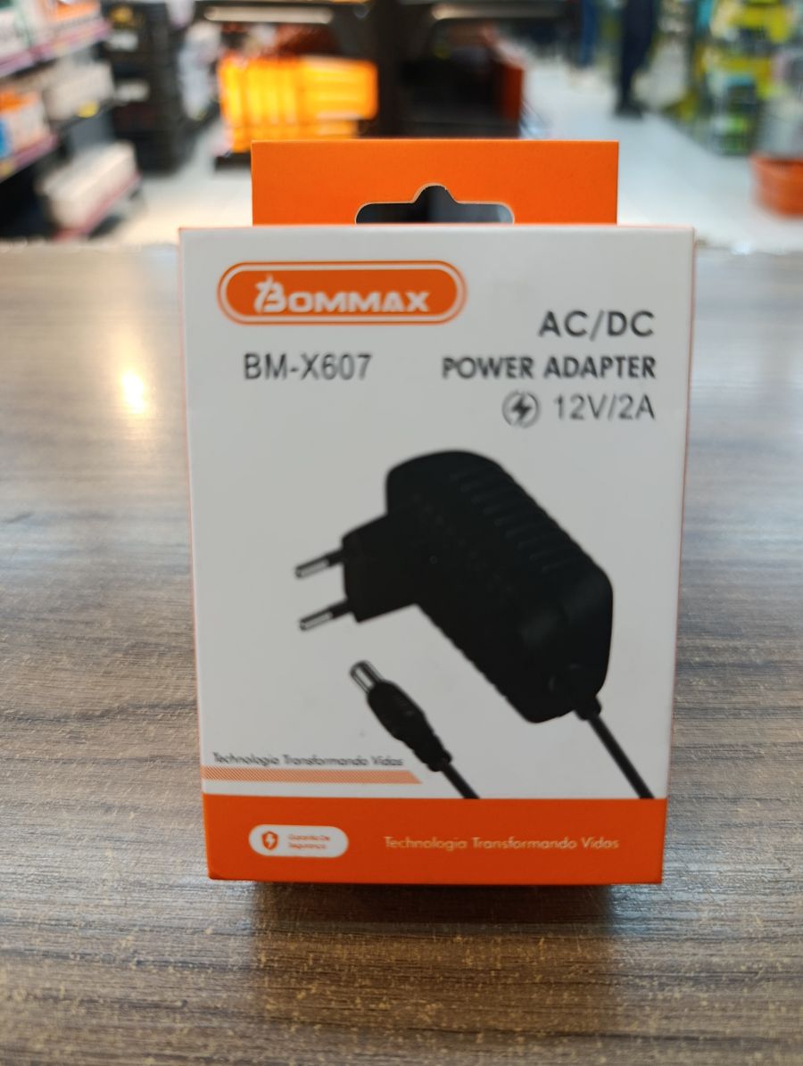 BOMMAX BM-X607 12V/2A电源适配器，AC/DC转换，适用于多种设备
