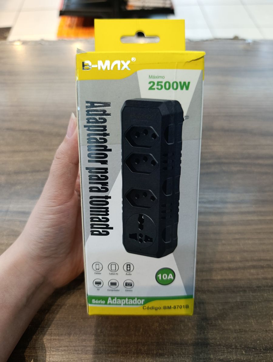 B-MAX 2500W插座适配器，10A，三孔设计，黑色