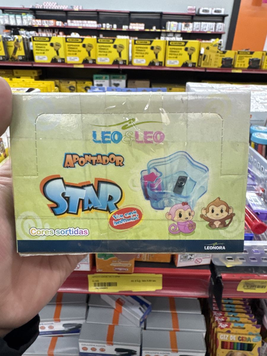 套装12个 LEO&LEO 星星形状铅笔削，颜色多样，适合儿童使用