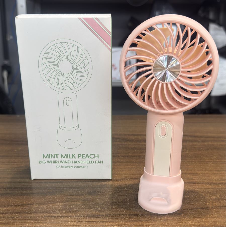 薄荷牛奶桃色大风力手持风扇，便携式夏季清凉神器