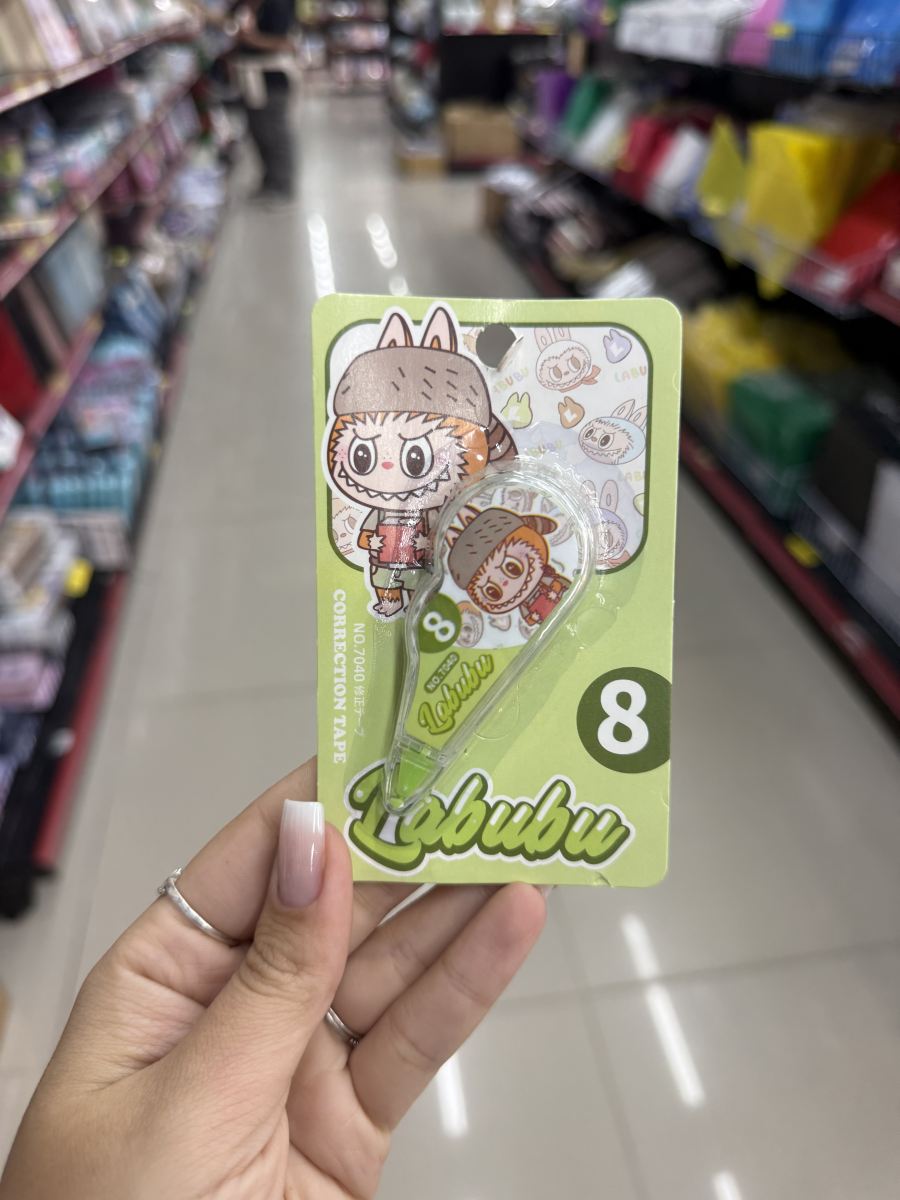 Labubu卡通造型修正带