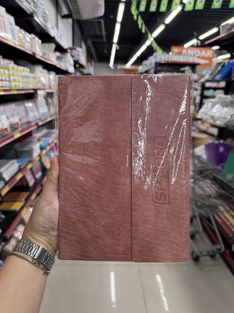 红色A5皮面日程本，适合学生和办公使用