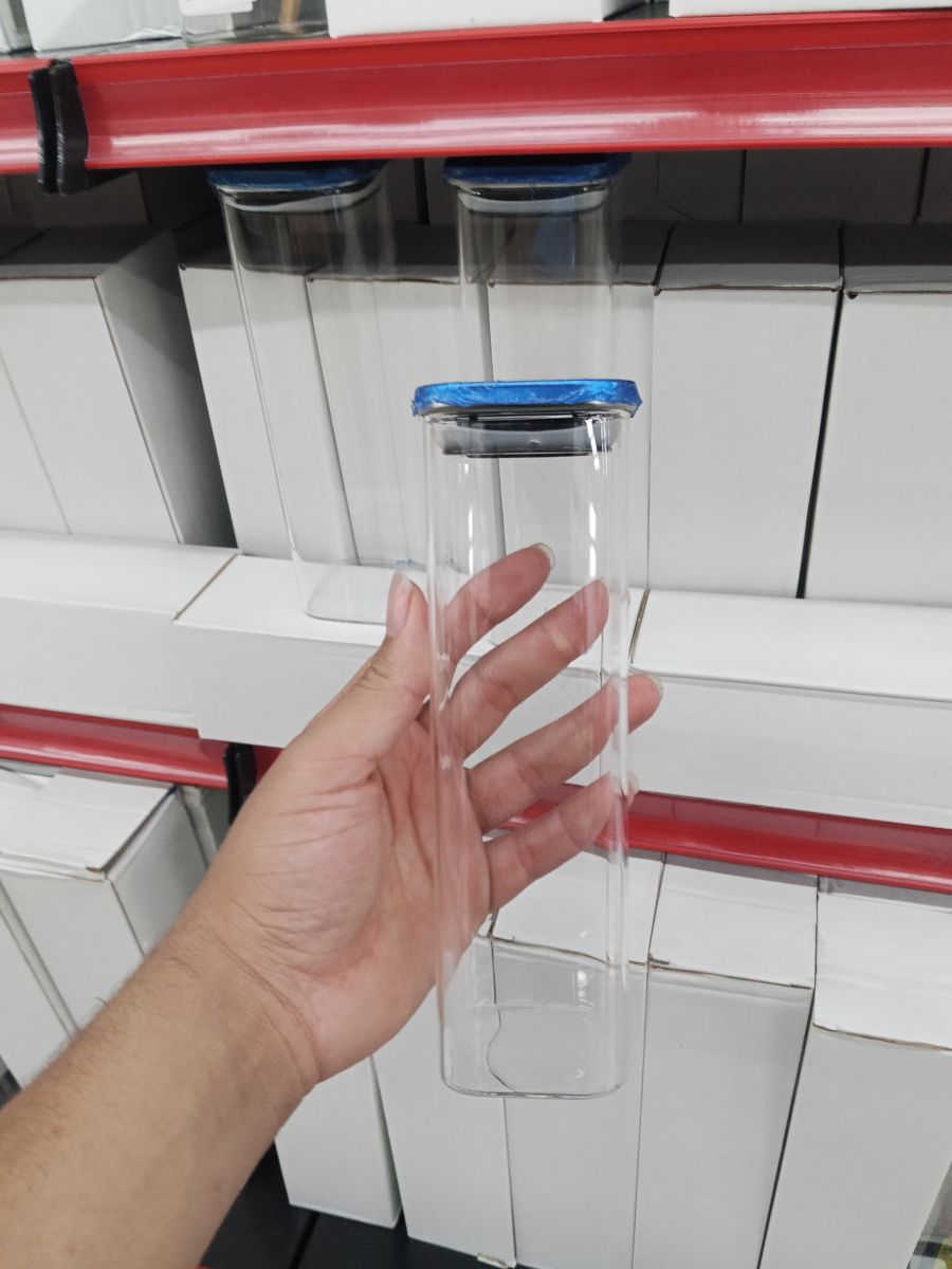 透明玻璃瓶，通用其他，容量适中，适合多种用途