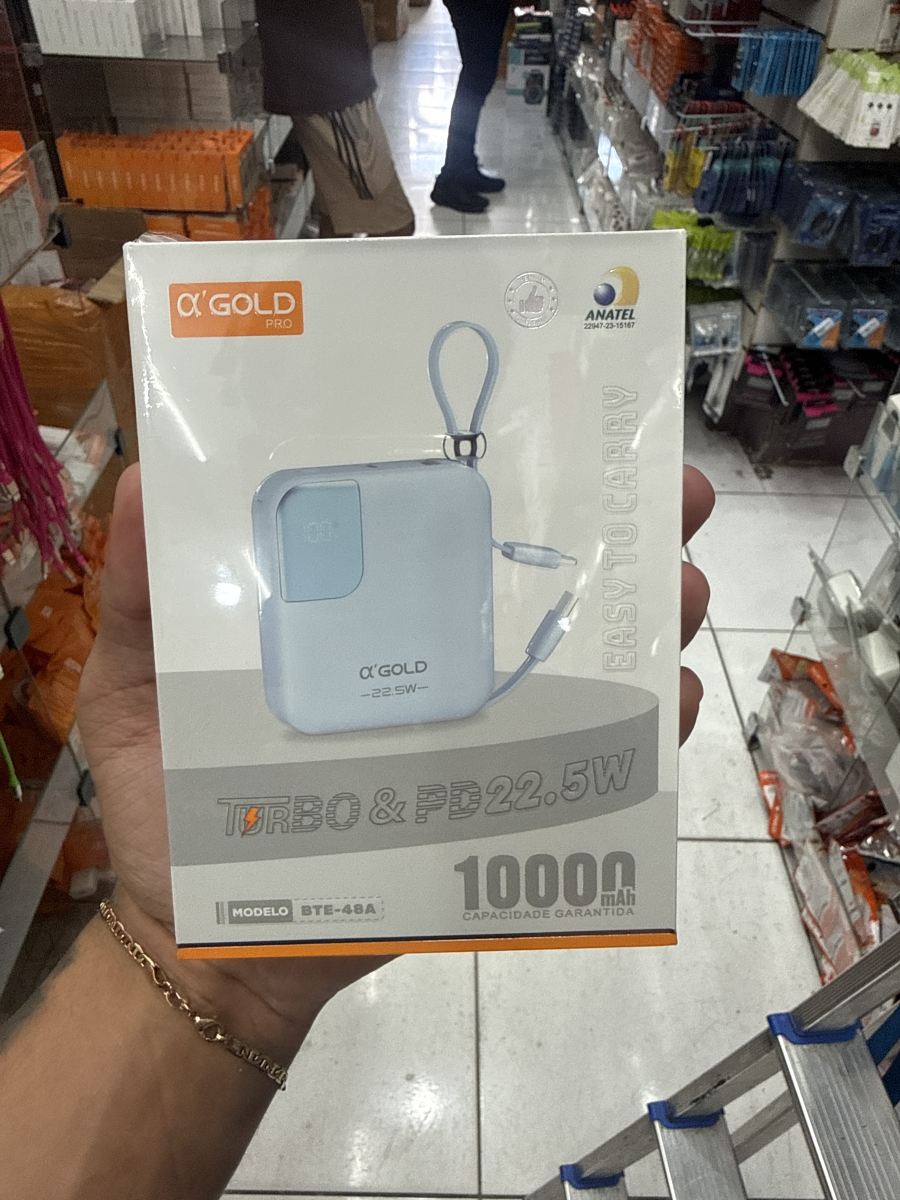 α'GOLD 10000mAh移动电源，支持Turbo & PD 22.5W，便携设计，适用于多种设备