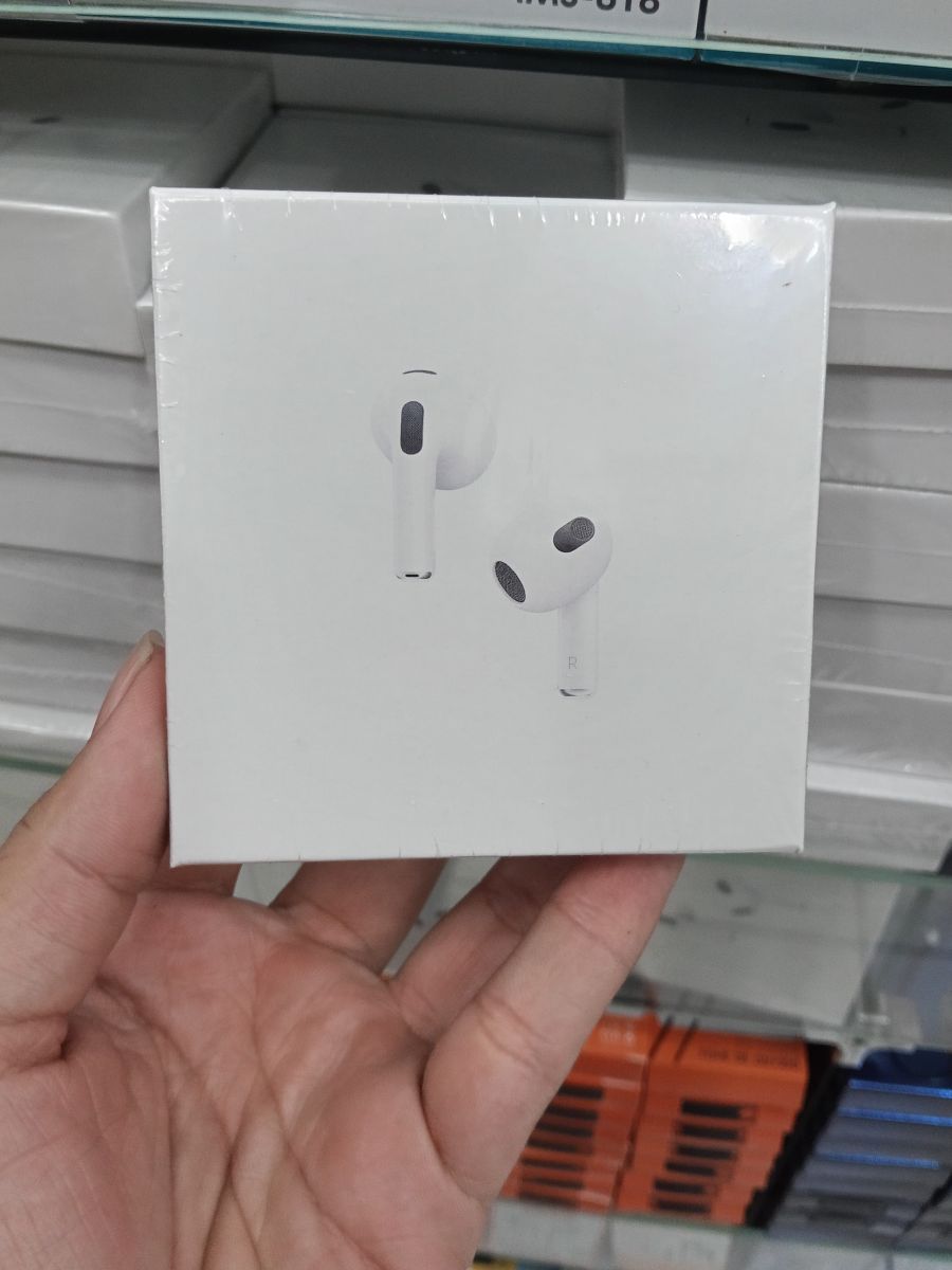 苹果 AirPods 无线蓝牙耳机，白色，最新款，高清音质，舒适佩戴