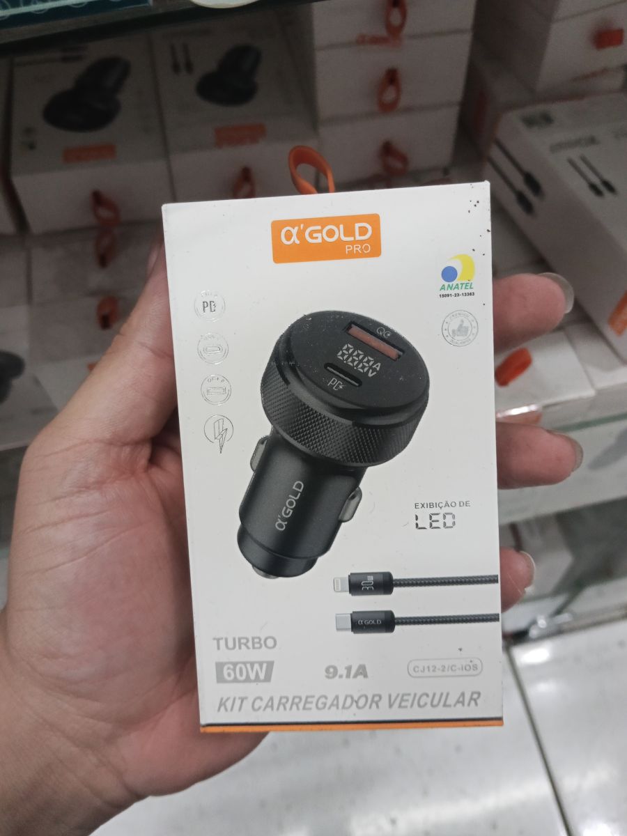 α GOLD PRO车载充电器，60W，9.1A，带LED显示，适用于多种设备