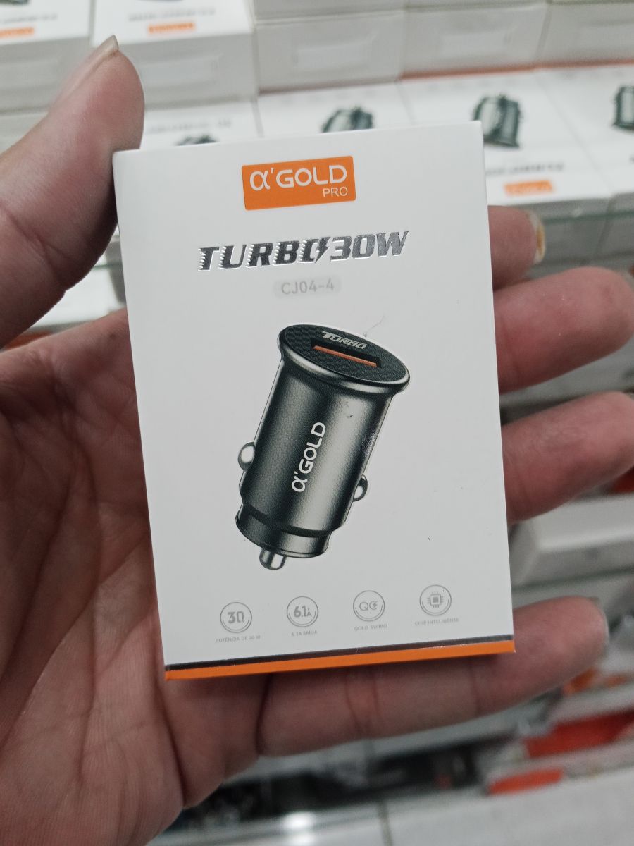 αGOLD车载充电器 Turbo 30W CJ04-4，快速充电，适用于多种设备