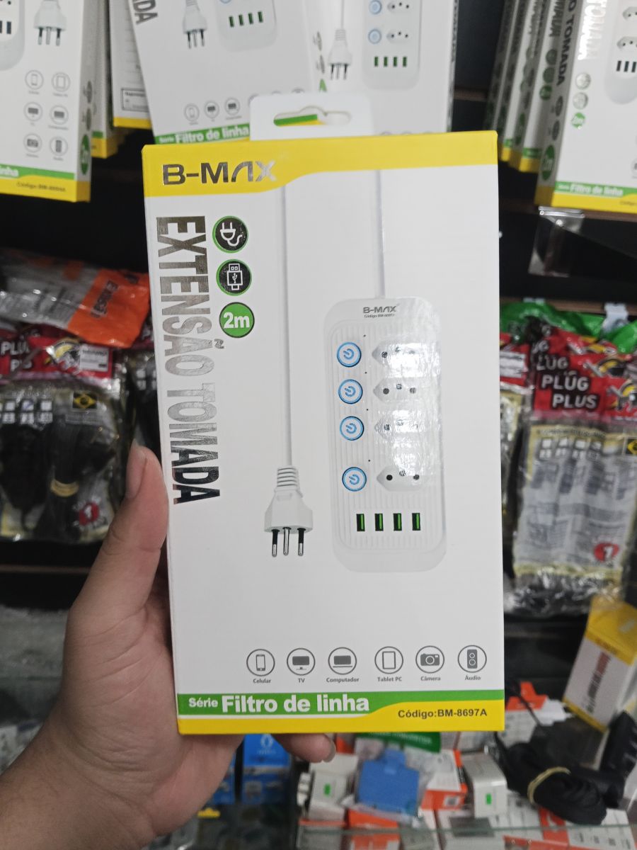 B-MAX 2米排插，带4个USB接口，适用于家庭和办公