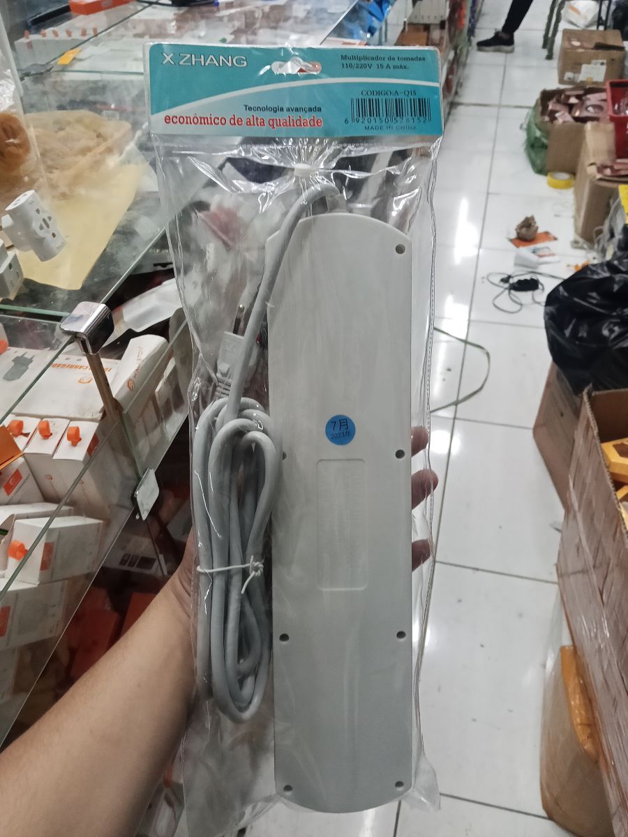 XZhang高品质排插，5位插孔，经济型，适用于多种设备