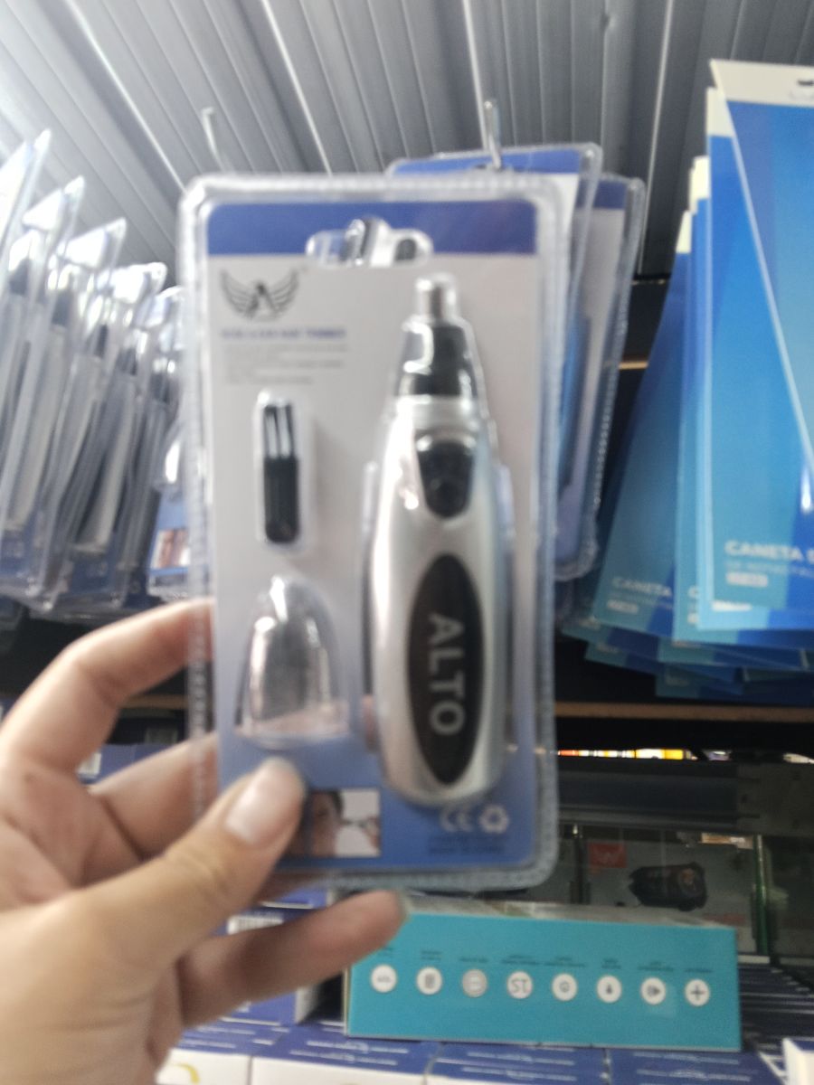 ALTO电动鼻毛修剪器，便携式剃须用品，银色，适合旅行使用