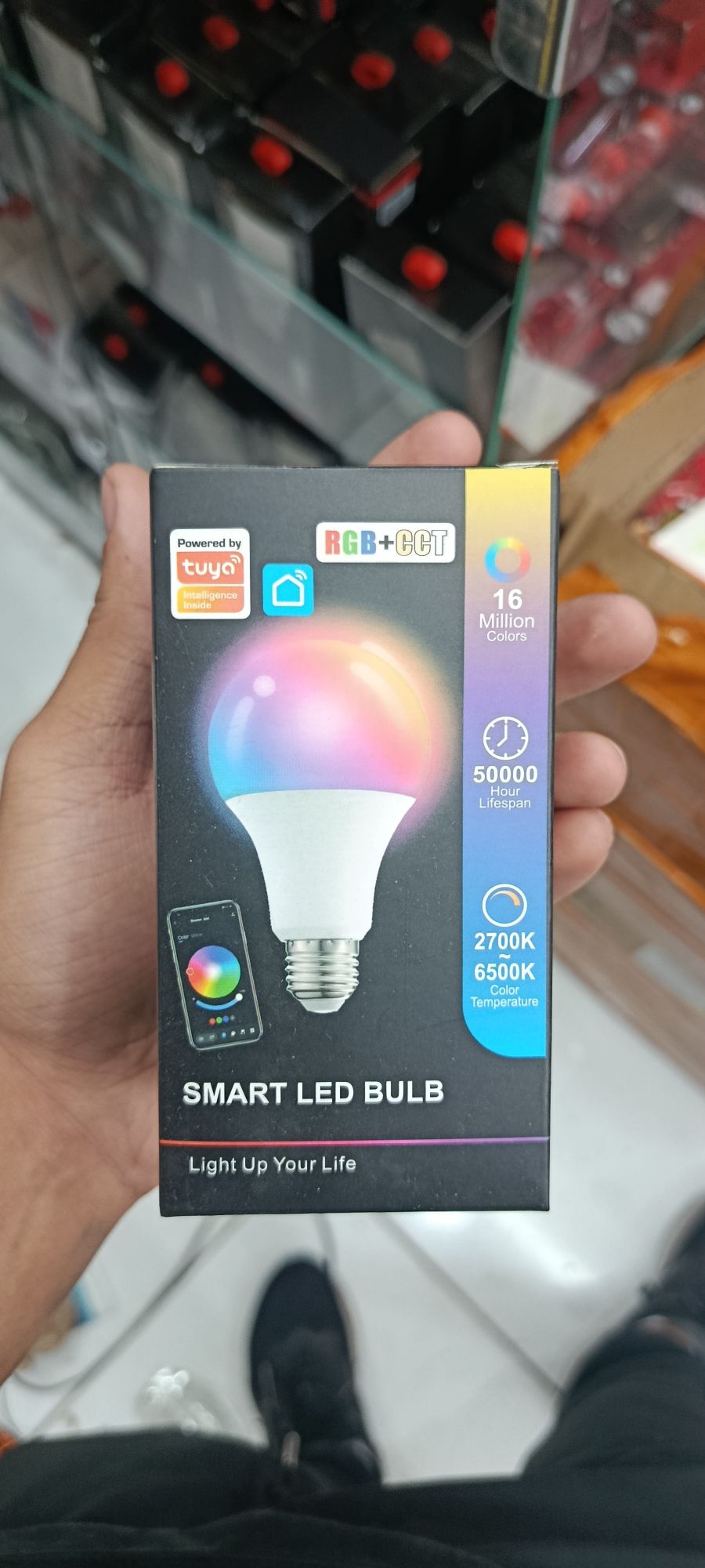 智能LED灯泡 RGB 2700K-6500K 1600万色 50000小时寿命