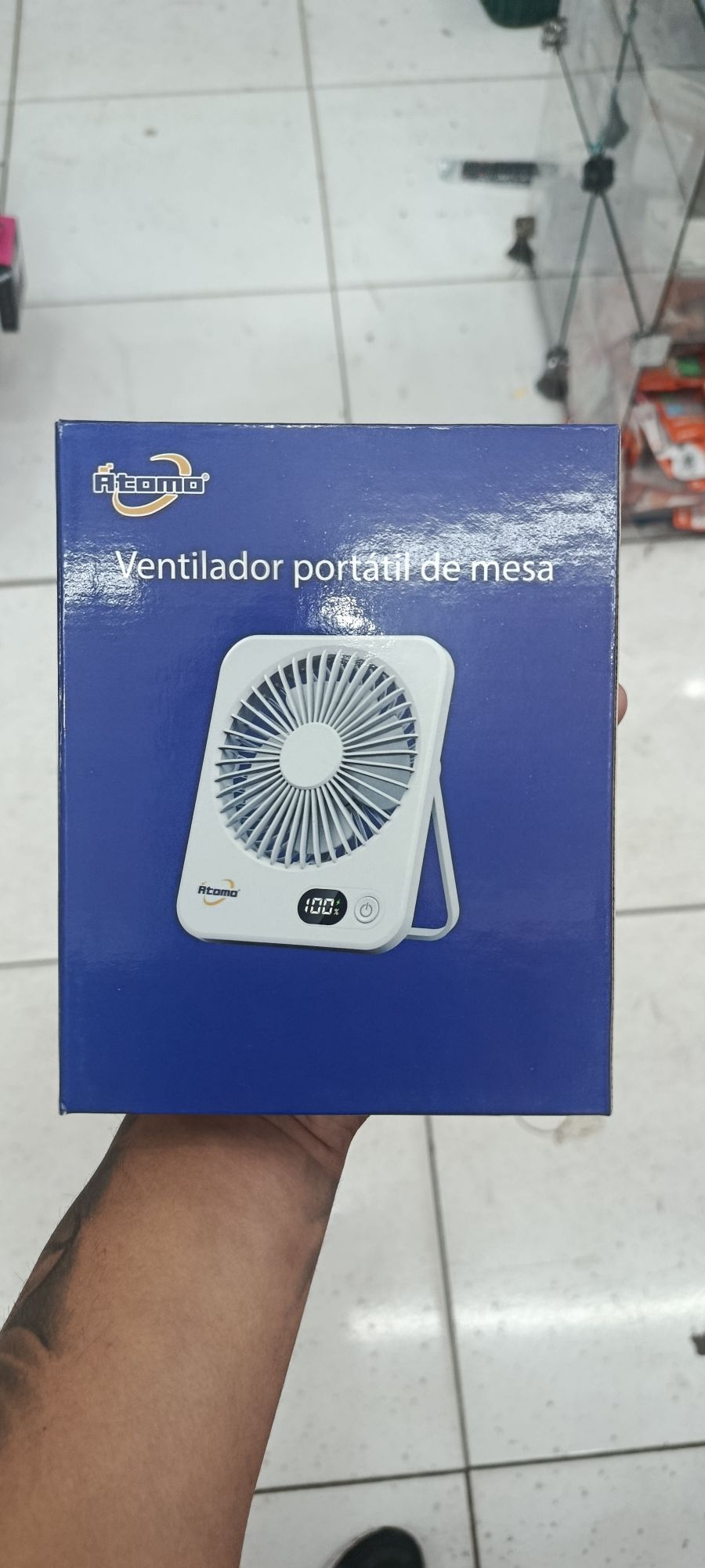 便携式桌面风扇，品牌：Reamer，带LED显示，白色