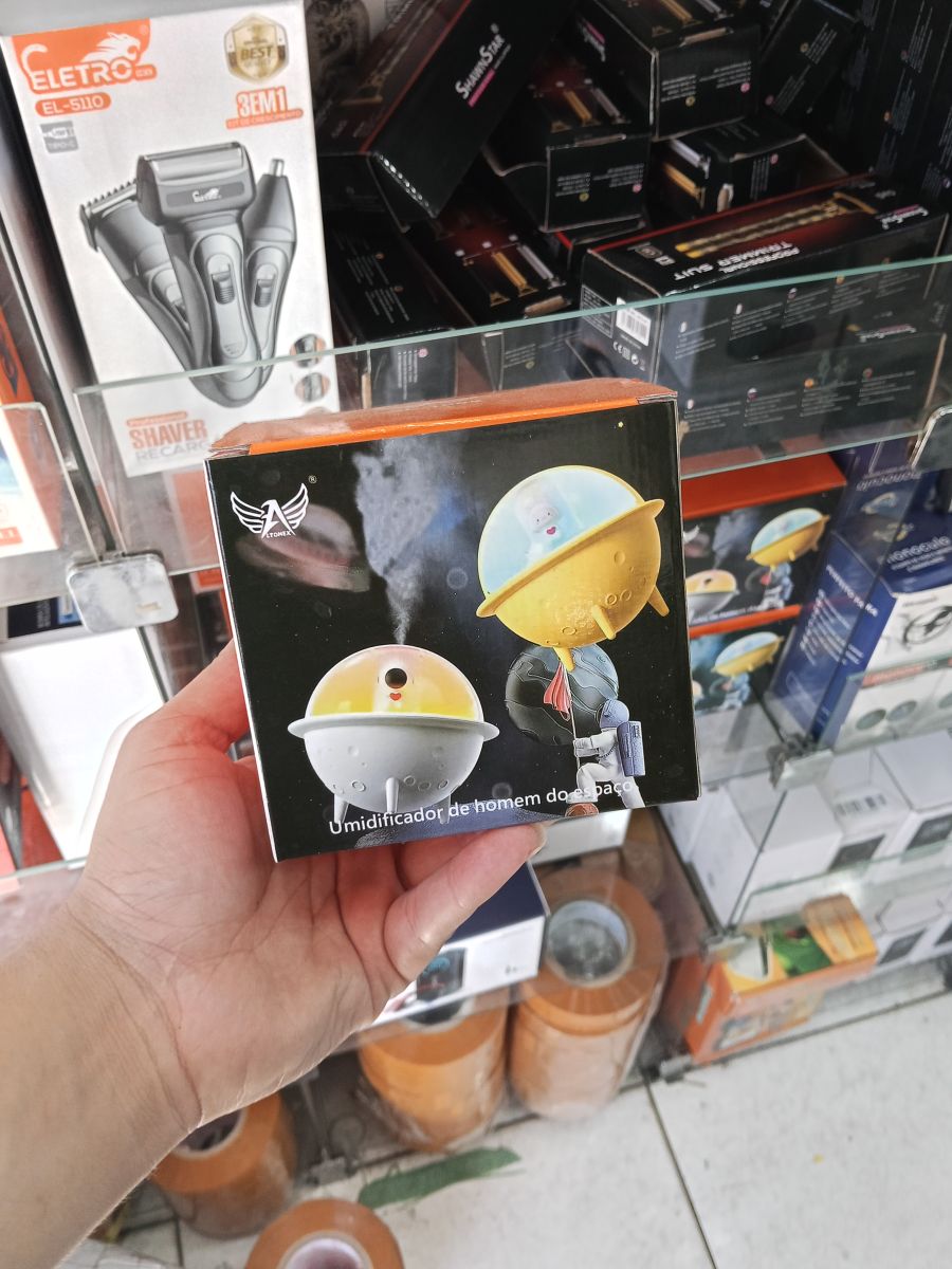 创意宇宙人加湿器，适合办公室和家居，双色可选