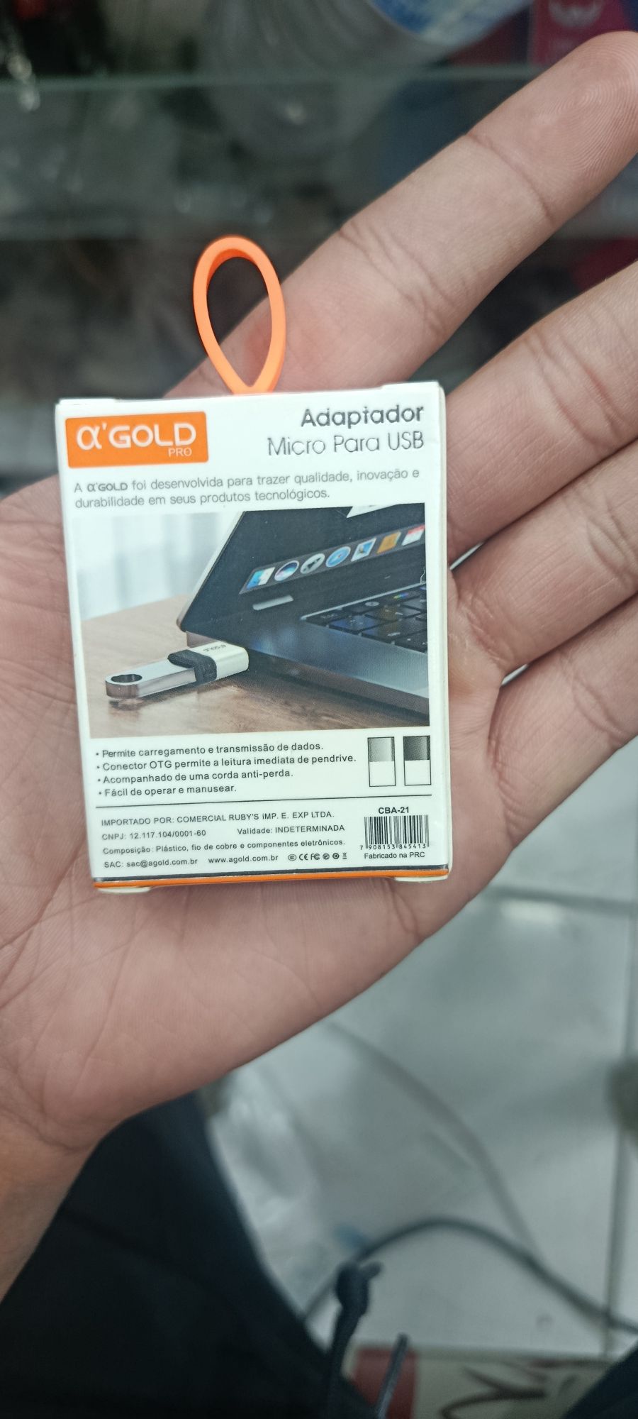 αGOLD USB微型适配器充电器，适用于多种设备，便携设计
