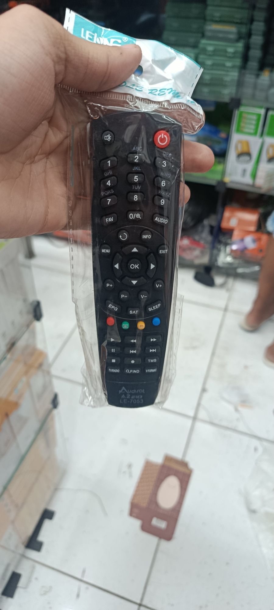 遥控器 LS-7506，黑色，适用于多种设备，便捷操作