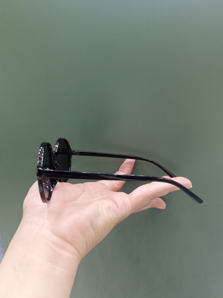 黑色圆形太阳镜，时尚潮流，适合男女