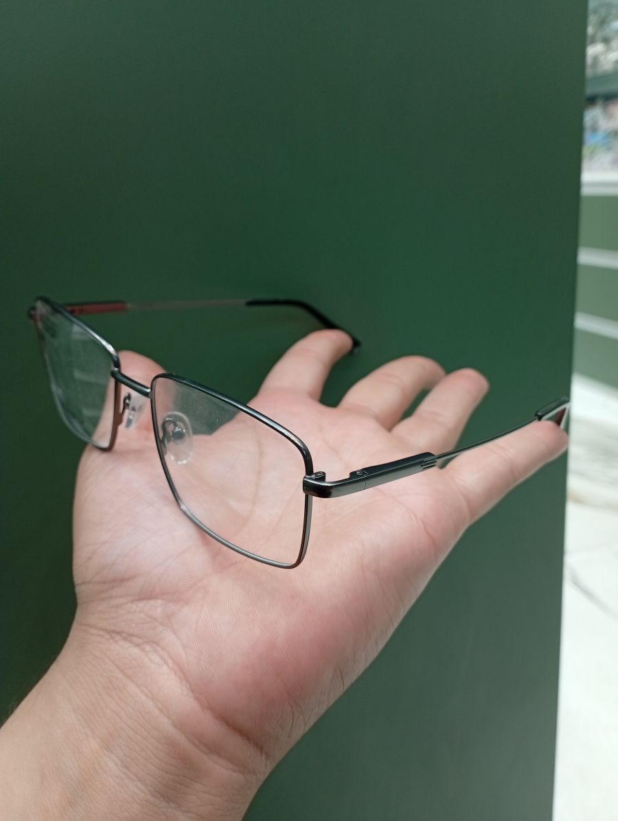 铂金系列眼镜，时尚金属框，适合多种场合