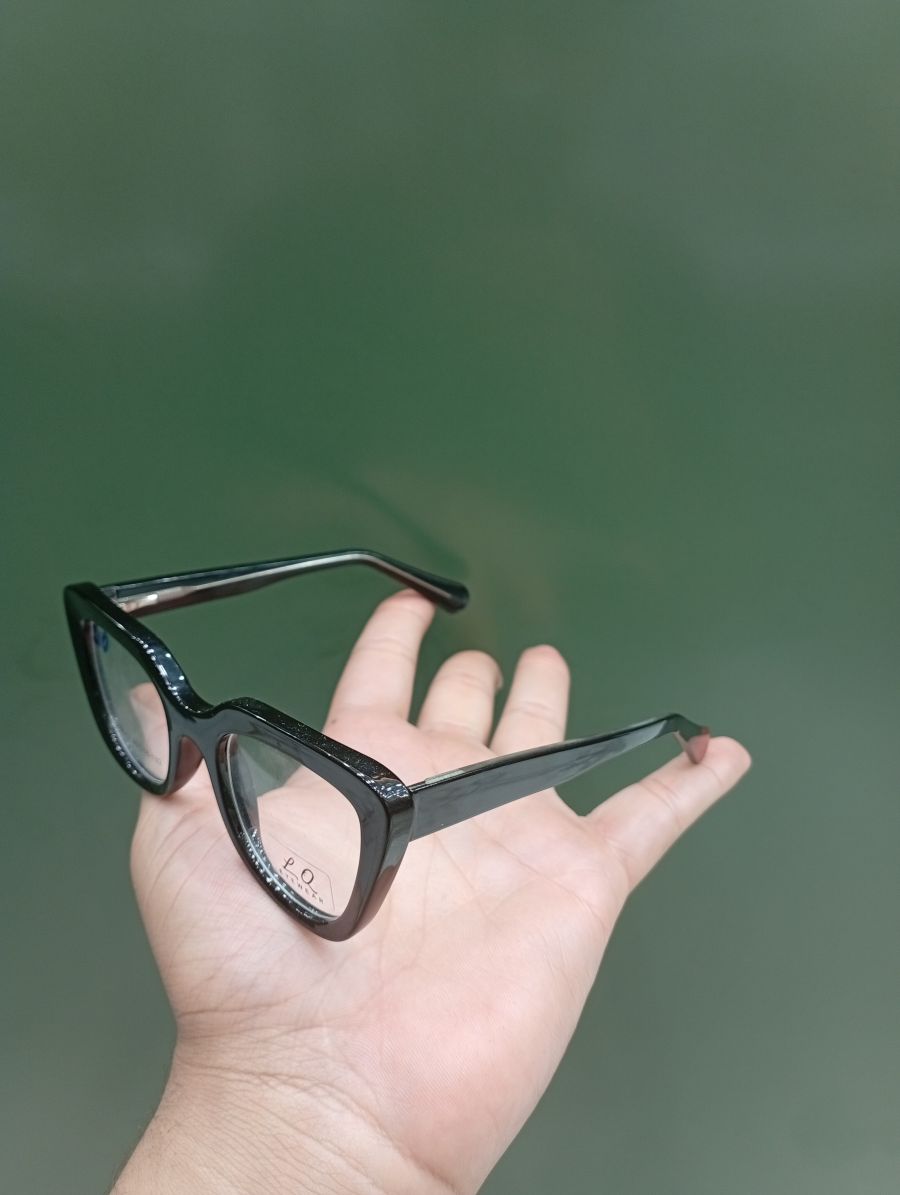儿童猫眼镜框，黑色，时尚可爱，适合小朋友